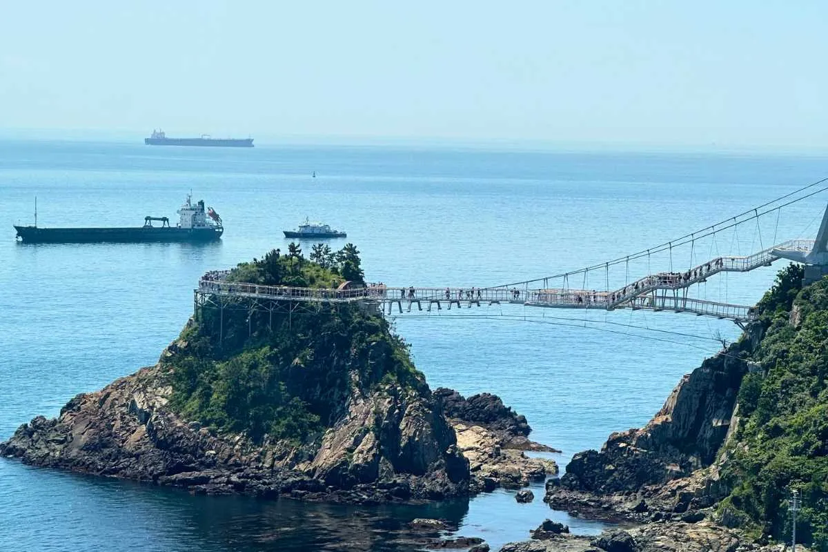 Oryukdo Skywalk